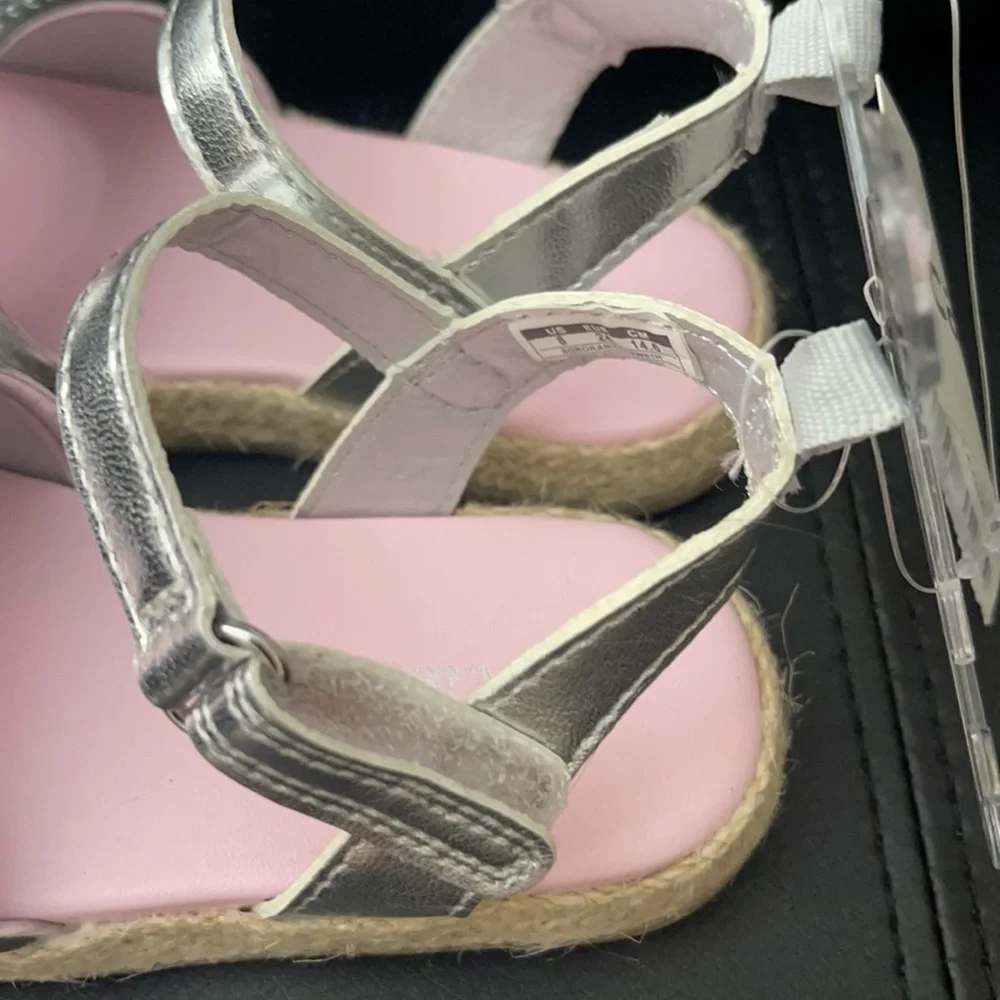 Toddler shoes​